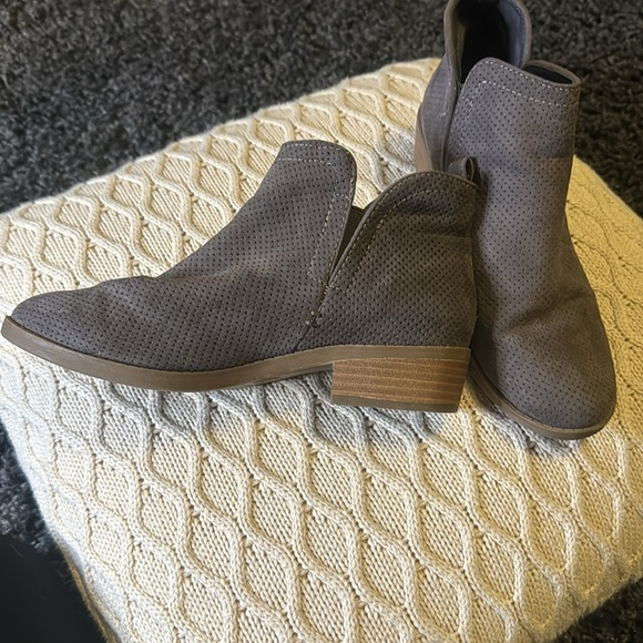 Brown Universal Thread Size 6 Booties - Picture 3 of 6